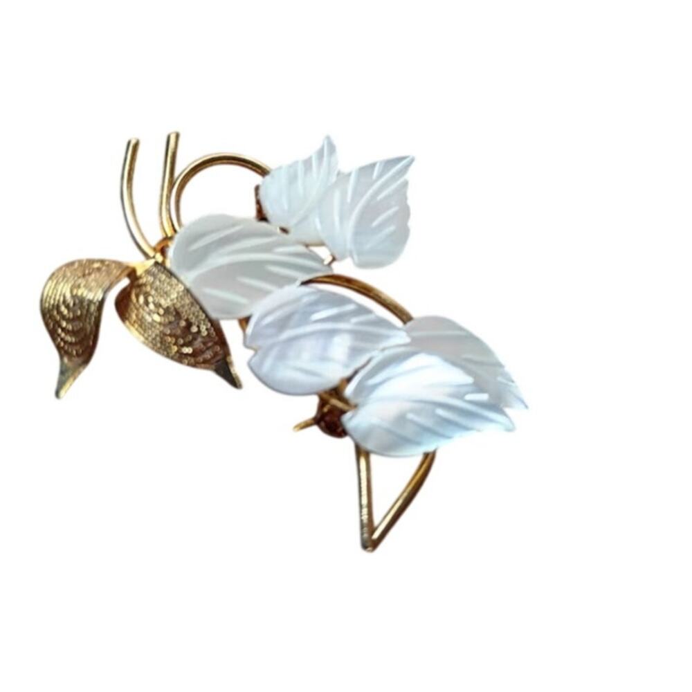 Vintage Mother of Pearl Brooch Pin Gold Tone Leaf Design